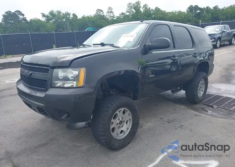 2012 Chevrolet Tahoe Ls z USA, uszkodzony, nr VIN 1GNSKAE01CR289737